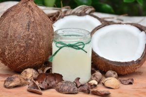 photo of coconuts and coconut oil